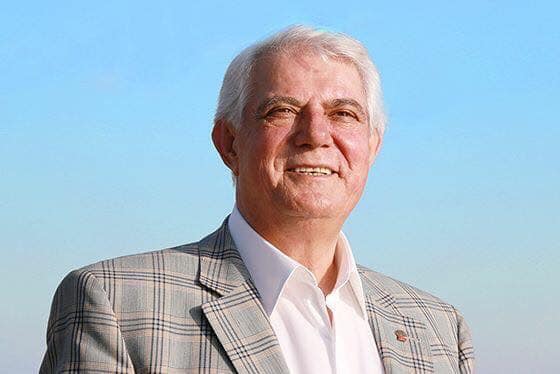Edirne’de dört dönem belediye başkanlığı görevinde bulunan önceki dönem Edirne