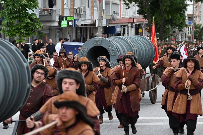 İstanbul’un Fethi’nin 573. yıl dönümü dolayısıyla Edirne’de düzenlenen “İstanbul’un Fethi